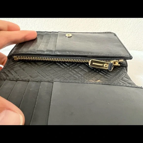 Burberry compact wallet - Picture 5 of 13